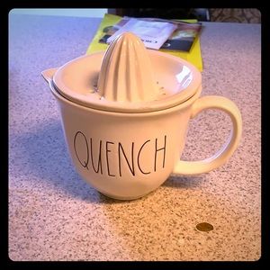Rae Dunn Quench Juicer